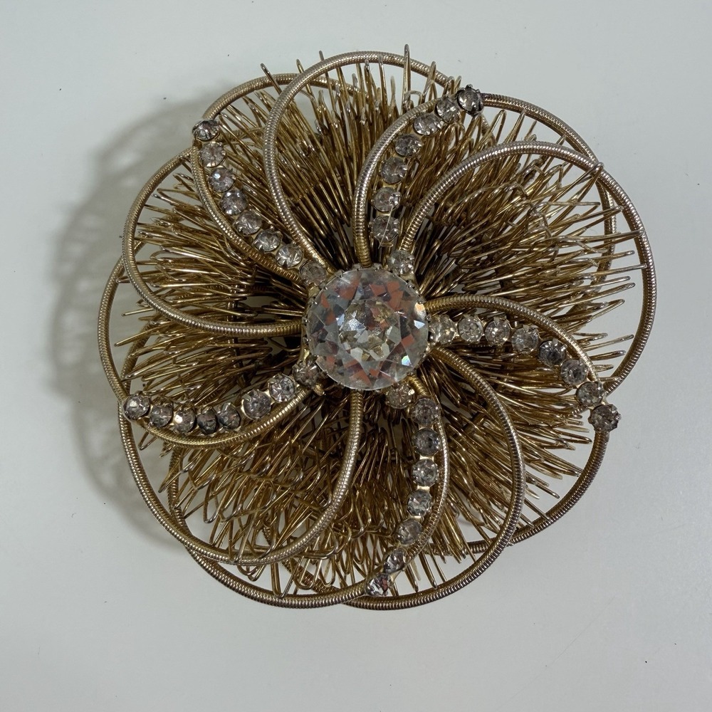 Rare Hattie Carnegie brooch Pin Starburst Design Vintage Unique Gold Tone